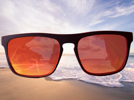 Quisviker - Orange Sunglasses With Black Frame