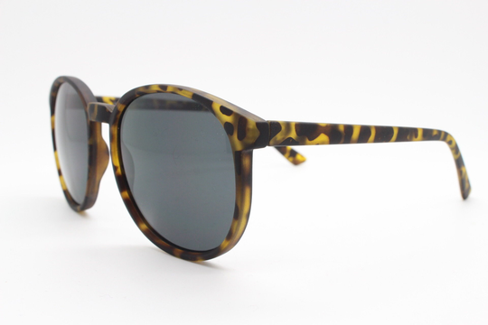 80S Vintage Round Sunglasses. Slightly Oversized Slim Tortoise Frame in A Rubber Finish With Black Lenses. Unworn Bnwt