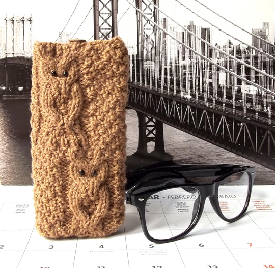 Brown Owl Glass Case, Hand Knit Reading Glasses Knitted Eyeglasses Holder, Sunglasses Case With An Owl
