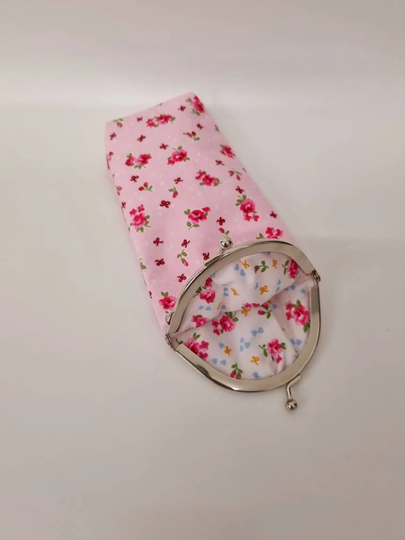 Pink Floral Glasses Case/Eyewear Case/Reading Case/Pink Sunglasses Case/Snap Shut Case/Kiss Clasp Case