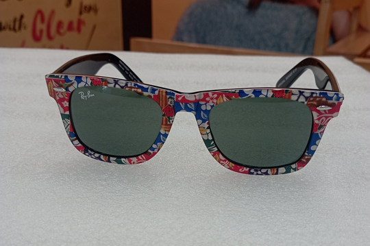 Ray-Ban Wayfarer Vintage Sunglasses Rb2140 1137 Special Series #11, Floral Multi Art Frame, Retro 90S Eyewear