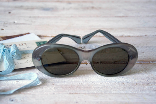 Vintage Sunglasses, Original Nerd Glasses, Funny Woman Retro Design