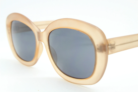 90S Vintage Peach Sunglasses. Womens Transparent Frosted 60S Mod Style Frame With Black Lenses. Nos. Bnwt Y2K