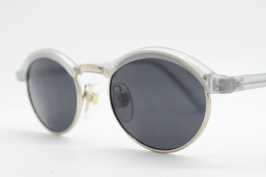90S Vintage Oval Sunglasses. Transparent Frosted Brow Line & Arms With Contrasting Black Lenses. Unused Nos