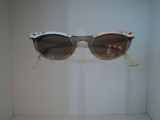 American Optical Vintage Sunglasses, Palm-Springs Style, Reconditioned; Cristal Butterfly Look; Designed By Optical Made in Usa