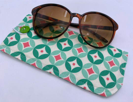 Fabric Eyeglass Case, Sunglasses Sleeve, Soft Pouch, Eye Glasses Cover, Reading Holder - Green Medallions