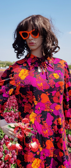 Funky Retro Style Bright Orange Oversize Cat Eye Sunglasses