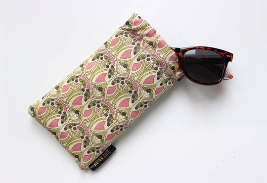 Vintage Liberty Art Nouveau Floral Cotton Sunglasses Case. Deco, Fleur De Lis Flower Glasses Pouch. Large Padded Summer Accessory