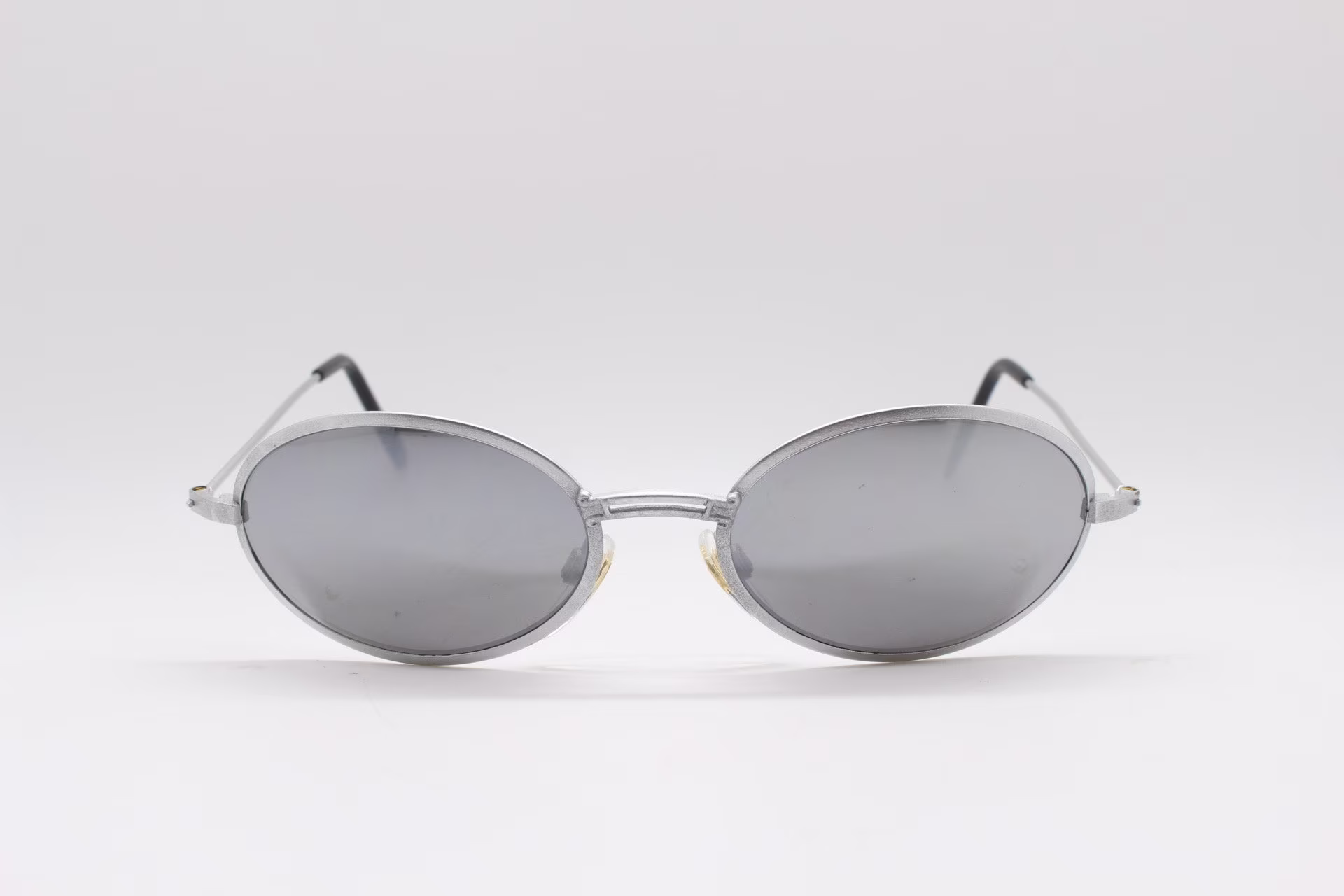 90S Vintage Oval Mirror Sunglasses. Small Mini Bug Eye With Matt Silver Metal Frame. Club Kids Nos. Rave