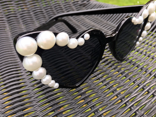 Black Cat Eye Heart Sunglasses With Pearls