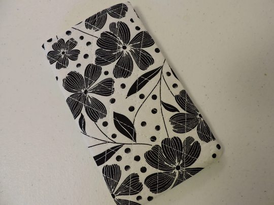 Black & White Flowers, Eyeglass/Iphone/Large Sunglasses Case