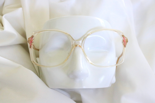 Pearl + Pink Frames