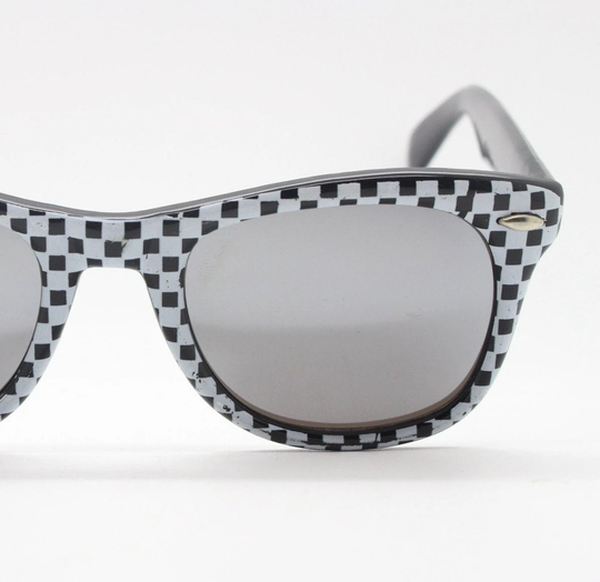 80S Vintage Wayfarer Style Sunglasses. 2 Tone Black & White Check Frame With Silver Mirror Lenses. Ska. Rude Boy. Nutty Boys. New Wave