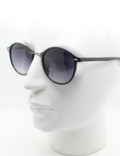 90S Vintage Round Sunglasses. Black Slim Frame With Metal Bridge & Graduated Lenses. Rb4242