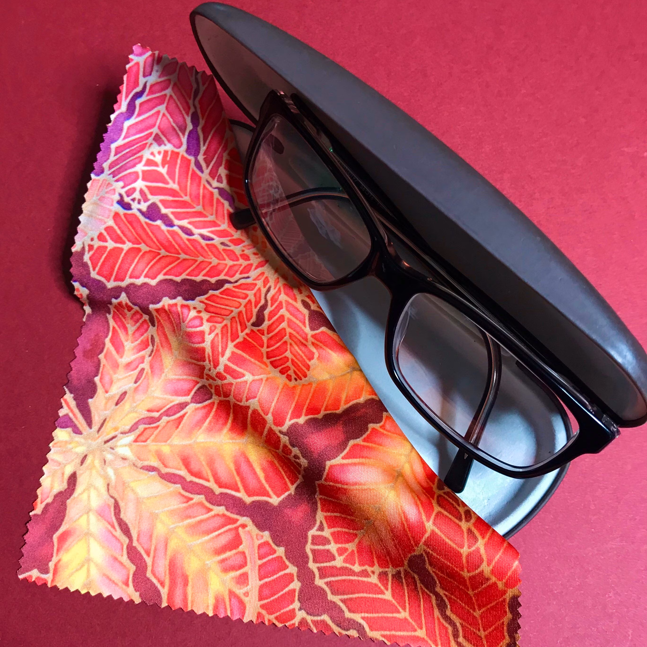 Glasses Lens Polishing Cloth - Red & Yellow Leaves Screen Cleaner For Computer, Tablet, Phone Camera Cleaning Photographer Gift