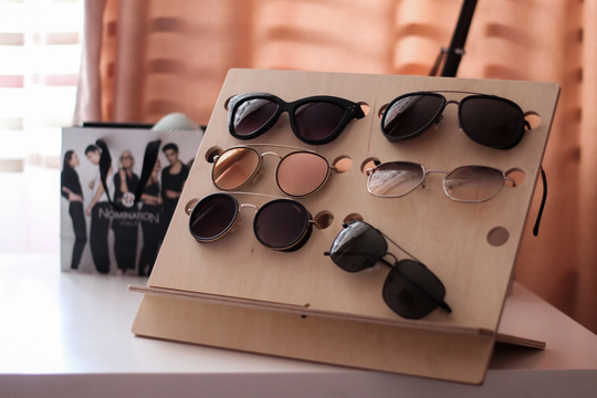 Sunglasses Holder/Bedroom Accessories/Sunglasses Stand/Bedroom Organizer/Wood Home Decor/Birthday Gift/Housewarming Gift/Glasses Accessories