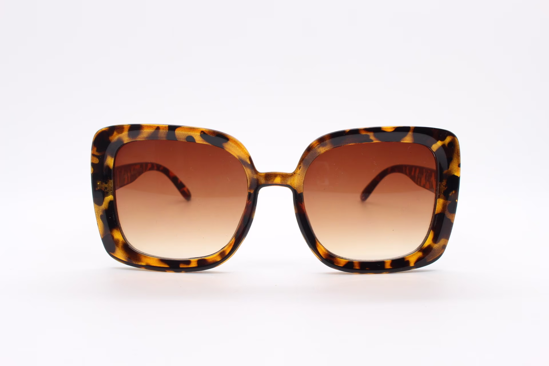 Y2K Vintage Oversized Square Sunglasses. Women's Thick Tortoise 70S Style Frame With Graduating Amber Lenses. 2000S Bnwt