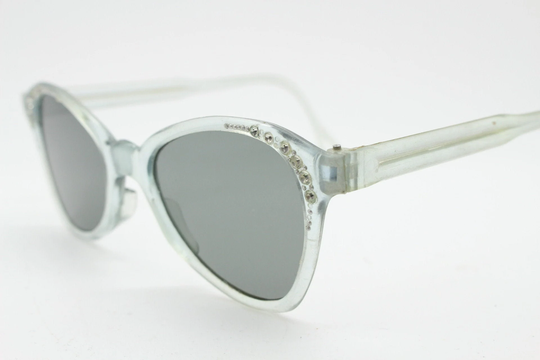 40S Vintage Diamante Sunglasses. Women's Transparent Light Grey Lucite Cat Eye Wayfarer Design With Real Glass Lenses. 50S Rhinestone Cateye