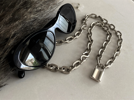 Light Grey Silver Padlock Chain Sunglasses| Aluminum Rolo Lock Necklace| Lightweight Eyeglass Holder| Face Mask Locket Necklace