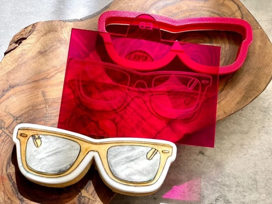 Sunglasses Embosser