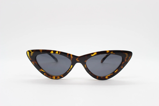 Vintage 90S Pointed Cat Eye Sunglasses. Womens 50S Style Tortoise Frame With Charcoal Grey Lenses. Rockabilly Pin Up Cats Eye. Bnwt