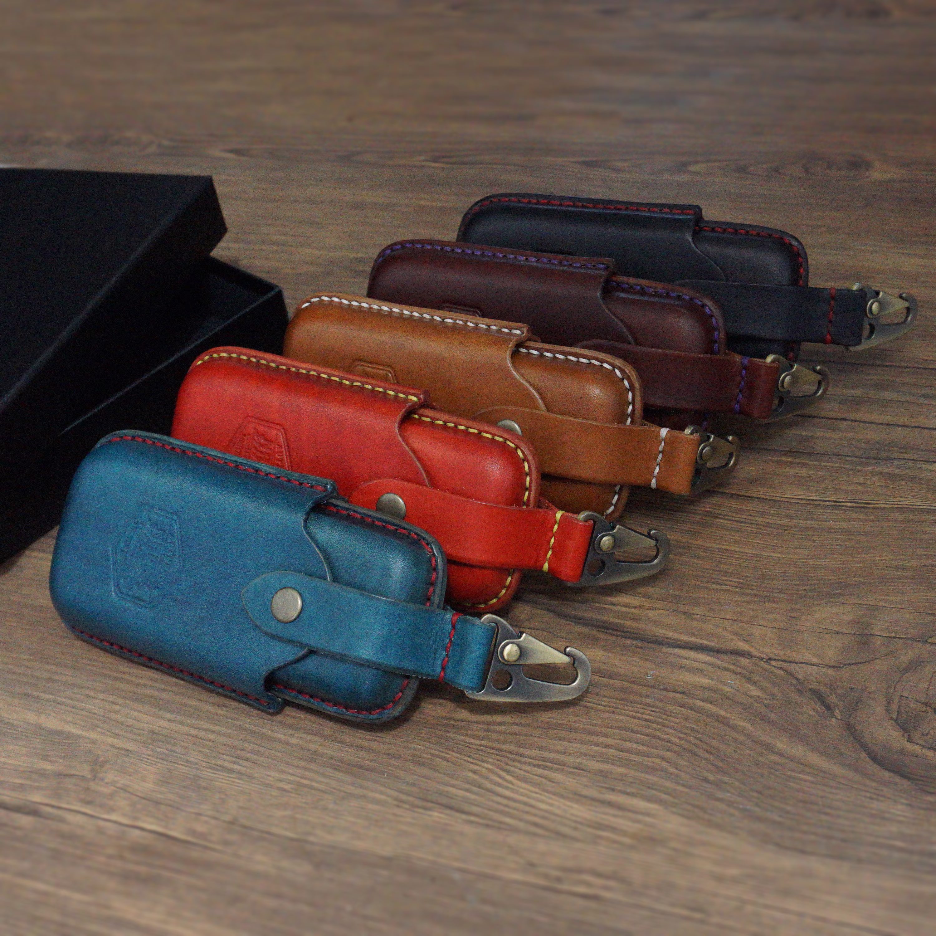 Hand Crafted Vegtan Leather Glasses Case, Personalized Case With Hanger Hook, Custom Soft Eyeglasses