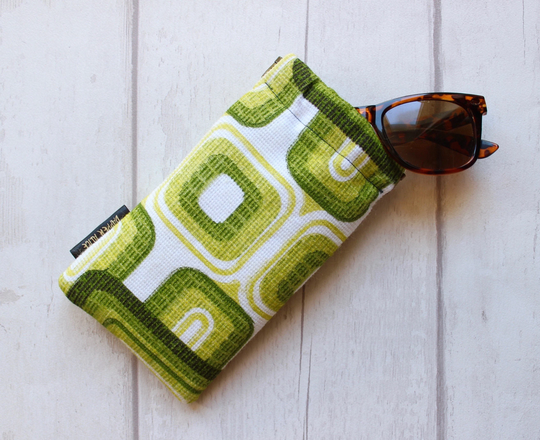 Vintage 70S Fabric Sunglasses Case. Funky Geometric Stripe Glasses Pouch. Large Padded Summer Accessory. Ucycled, Eco, Recycled Gift