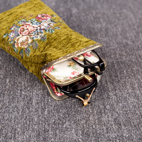 Vintage Carpet Glasses Case Victorian Style Handsewn Double Kiss Lock Pouch Travel Sunglasses Bag Bridesmaid Gift For Her Bouquet