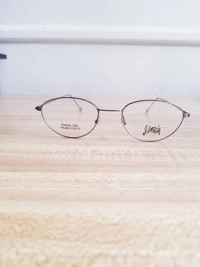 G.garcia Titanium Eyewear 1980S. Beta Titanium-100 No Nickel Allergy.new Old Stock. Very Light. Dim. 50x19x145 Color Violet