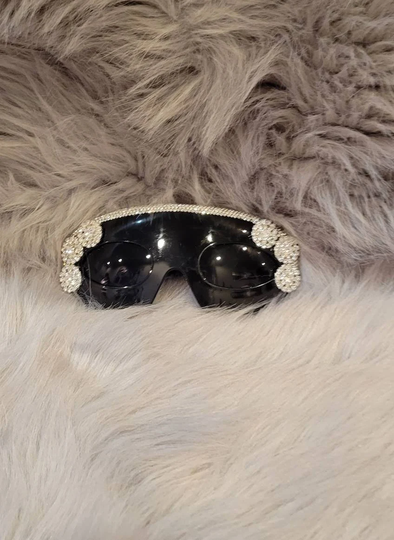 Ready To Ship Rhinestone Fashion Sunglasses. Bling Bedazzelled Sunglasses