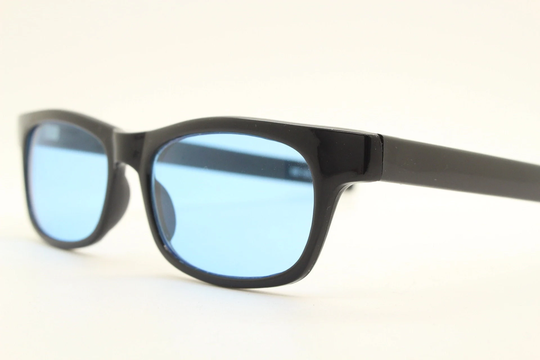 80S Vintage Rectangular Sunglasses. Black Wide Low Profile Wayfarer Style Frame With Sky Blue Lenses. Mens Psychedelic Mod. Unused Nos