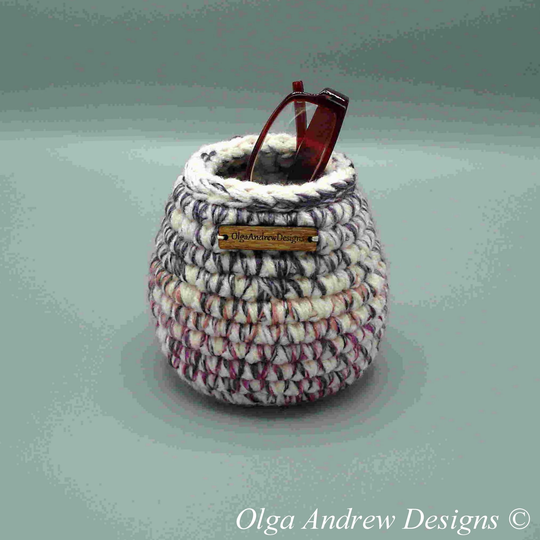 Lady's Nightstand Eyeglasses Holder, Office Glasses Stand Desk Holder Stand, Upright Olgaandrewdesigns