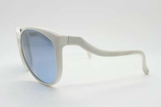 80S Vintage Extravagant Abstract Sunglasses. Dramatic White Oversized Frame With Undulating Arms & Blue Mirror Lenses. Women's 70S
