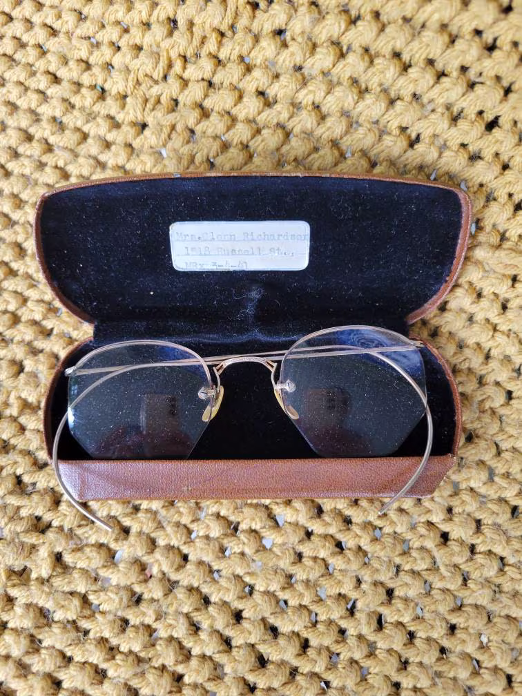 Vintage 1941 Prescription Glasses With Sticker & Case Free Us Shipping