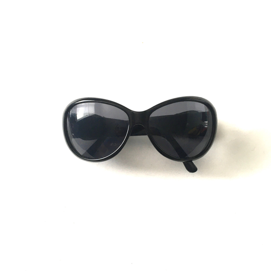 Womens Vintage Black Buckle Detail Karen Millen Sunglasses Glasses