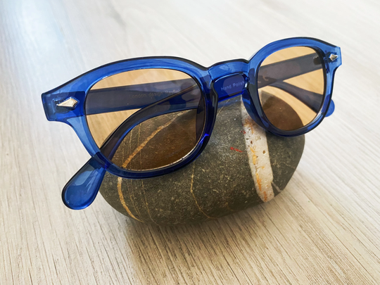 Retro Square Bold Frame Sunglasses Fashionable Unisex Trendy UK Sunglasses