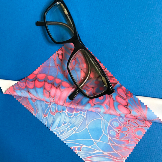 Butterfly Glasses Cleaning Cloth - Pretty Blue & Pink Screen For Computer, Tablet Or Phone Camera Lens