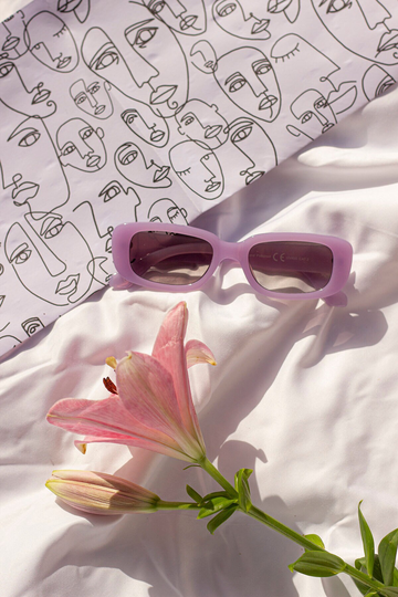 Lilac Rounded Rectangle 90S Look Sunglasses