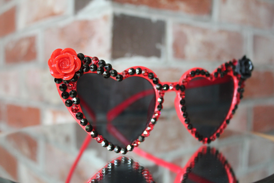 Black & Red Glass Gem & Rose Glam Cat Eye Heart Shape Adult Sunglasses - Fancy Rhinestone Glasses Statement Sunglass