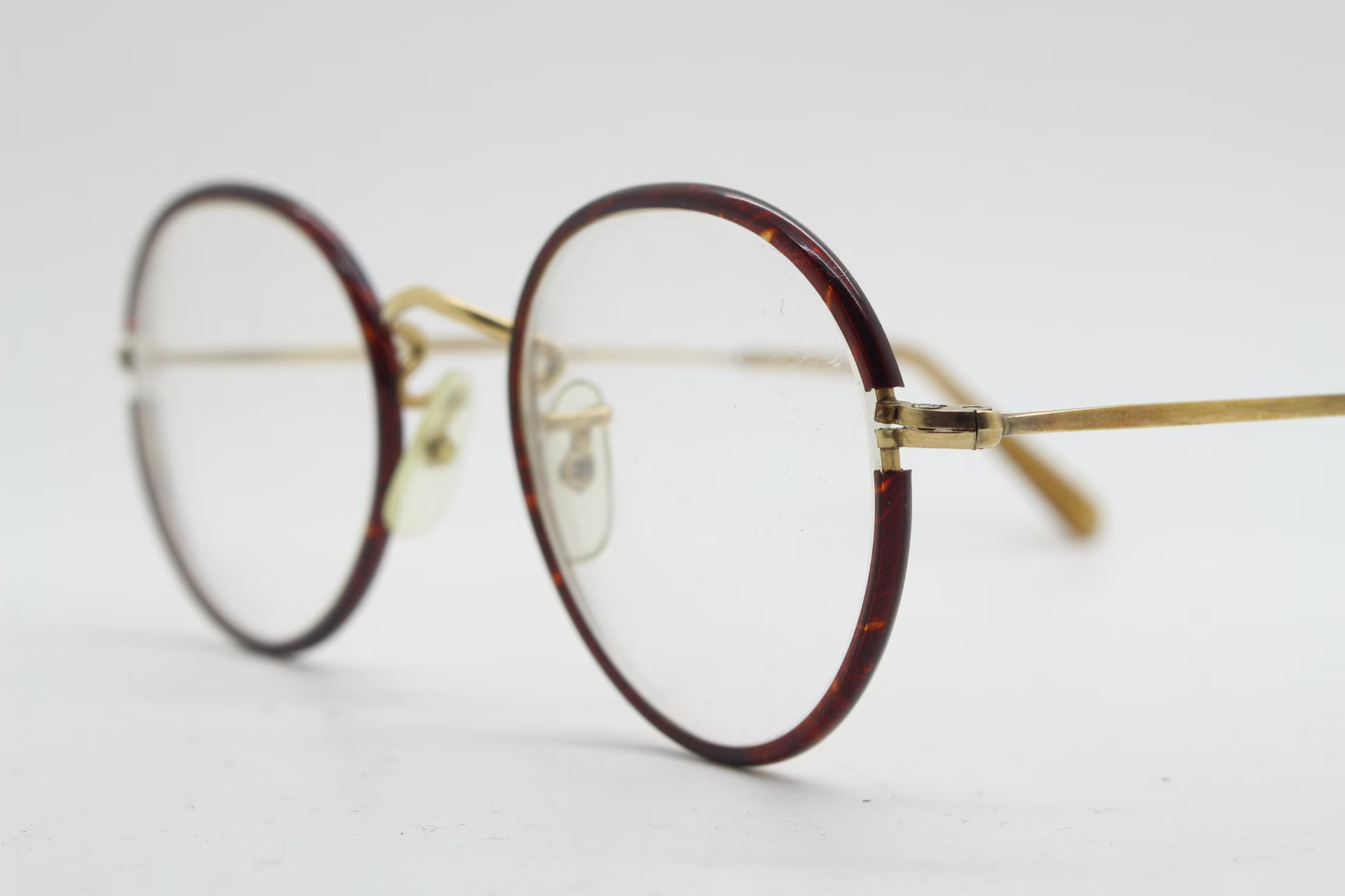12 Karat Gold Filled Vintage Round Glasses By Algha. 80S Reproduction Of 30S Windsor Optical Frames. Prescription Eyeglasses. Spectacles