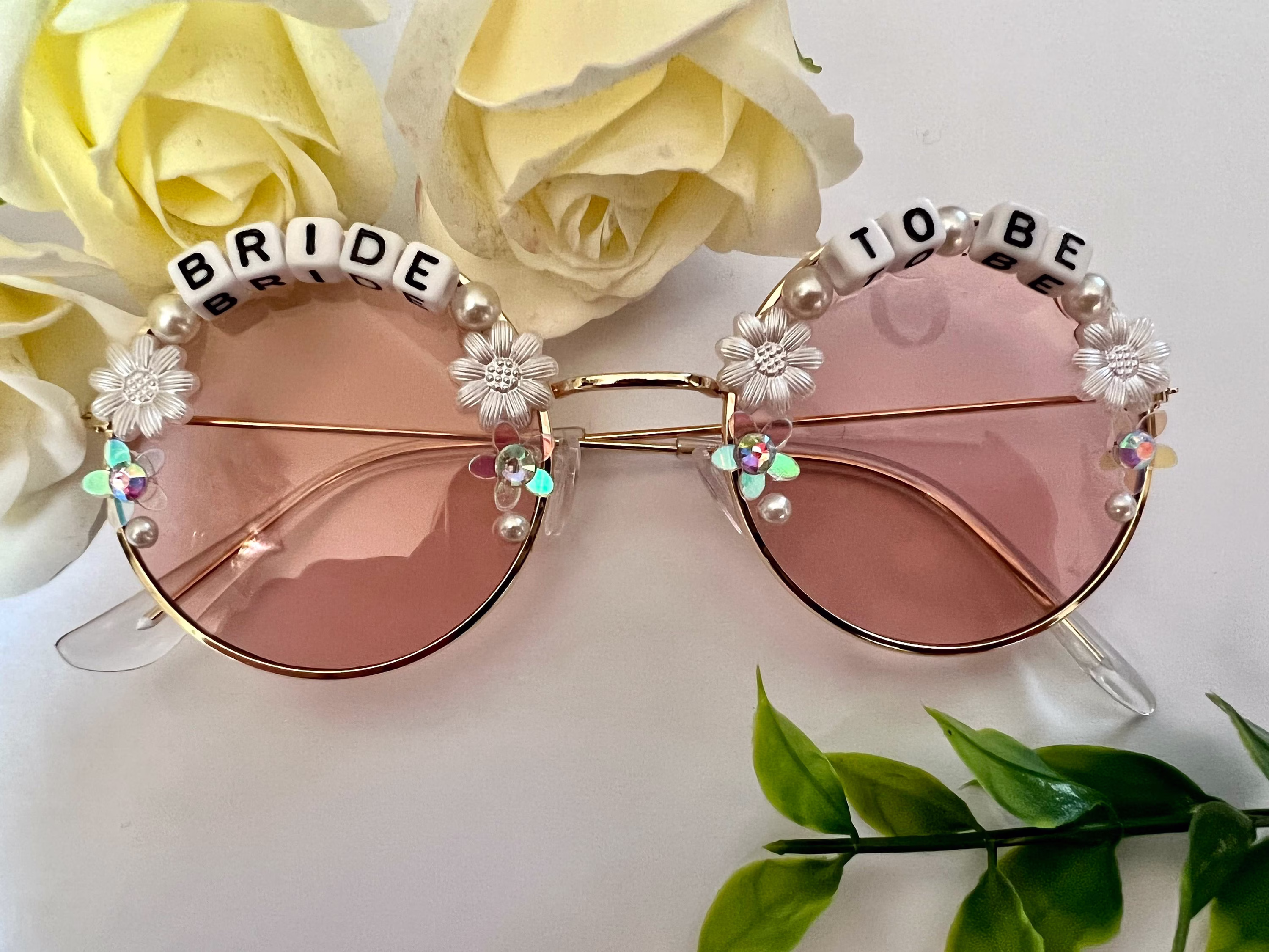 Pink Pretty Bride To Be Sunglasses For Hen/Bachelorette Parties