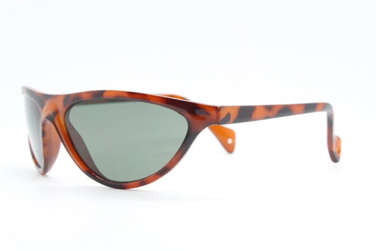 90S Vintage Childrens Sunglasses. Nos Kids Tortoise Wraparound Shield Style Frame With Green Lenses. Rave