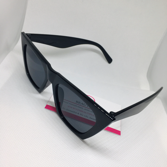 Black Cateye Sunglasses For Women, Vintage Style Fashion Sunglasses, Oversized Luxury Celebrity Travel Holiday