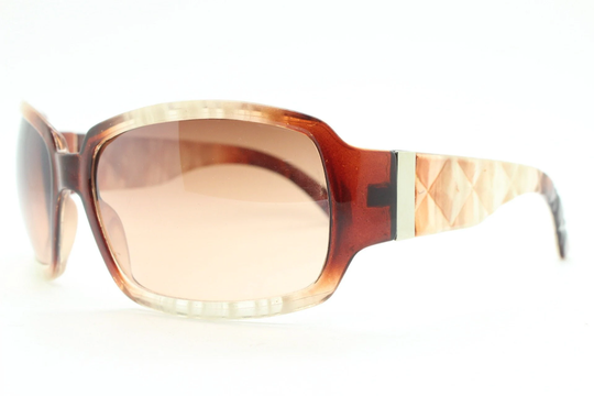 Y2K Vintage Oversized Square Sunglasses. Women's Transparent Wrap Around Brown To Cream Ombre Frame With Light Tone Lenses. 2000S Nos