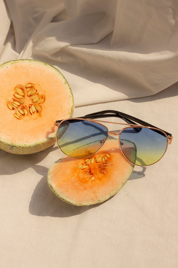 Engraved Bar Aviator Gradient Tint Sunglasses