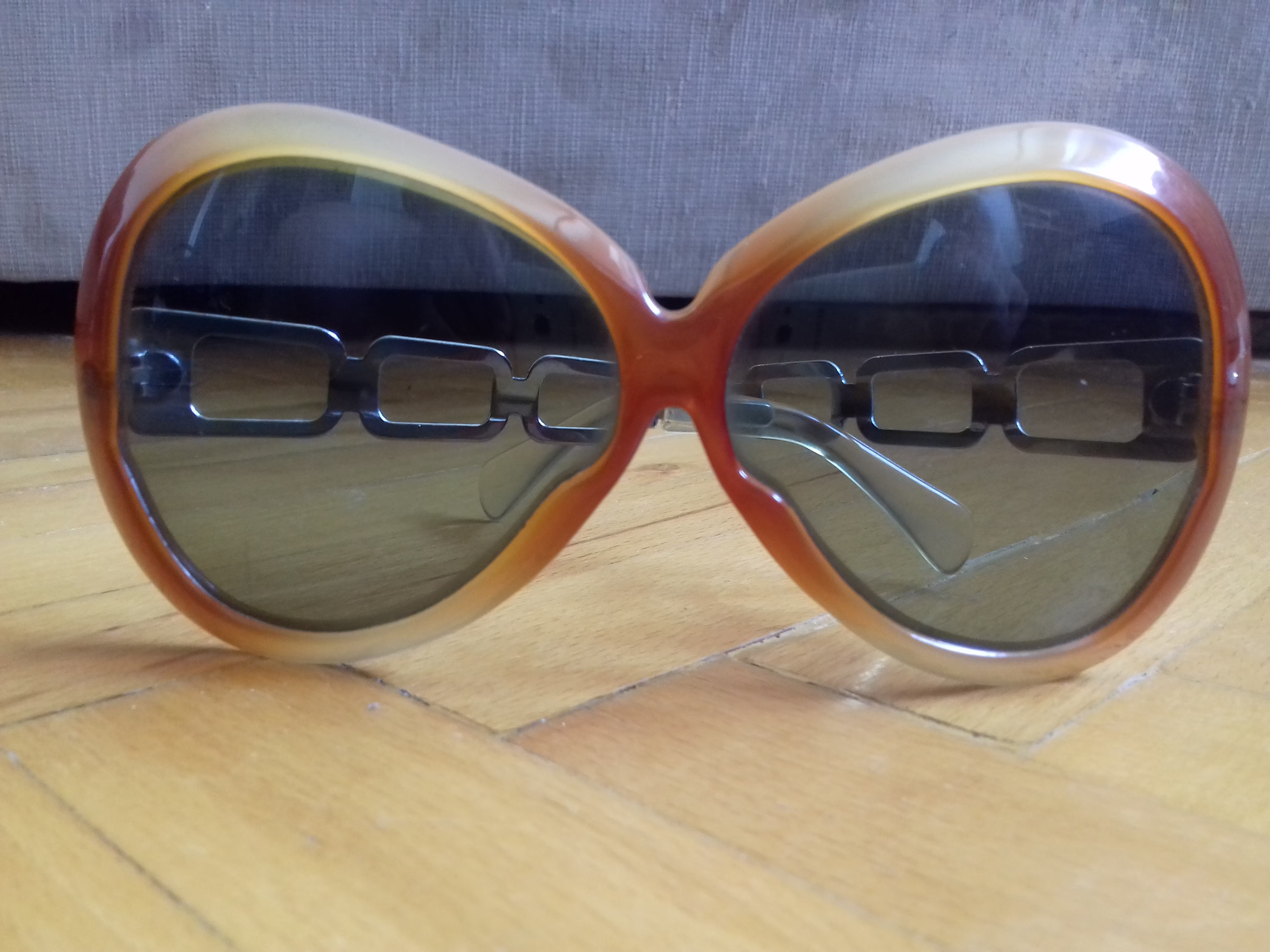Vintage Oversized Boho Sunglasses From 80's/ Retro Modern Lady Glasses