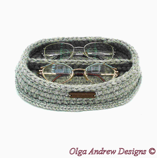 Oval Large Double Glasses Tray, Glasses/Phone Cell Phone Holder, Soft Bedside Organizer, Divided Olgaandrewdesigns