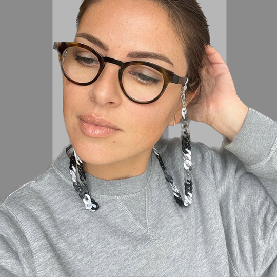 Eyewear Chain /Earbuds Holder/Glasses Straps/ Airpod /Sunglasses Cords/Eyewear Lanyards/Sunglasses Chain/Lightweight Chain/Christmas Present