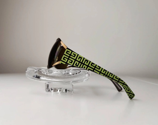 Vtg 2000's Givenchy Sunglasses Green Textured Logo Frame Y2K Logomania Designer 90S Vibe Brown Oval