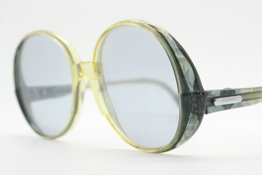 Silhouette 70S Vintage Sunglasses Model 126 Made in Austria. Transparent Green Ombre Acetate Frame With Light Tone Real Glass Lenses